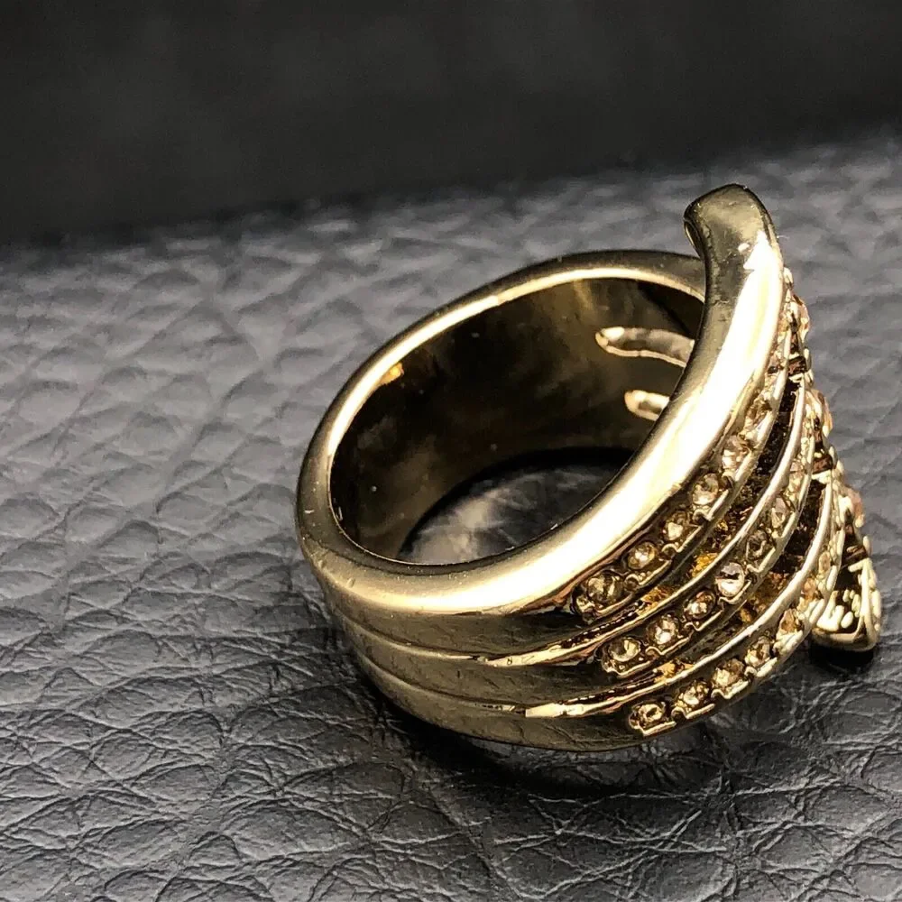 Cocktail Ring Size 7.5 Faceted Champagne Crystals Triple Spray‎ Gold Tone Band